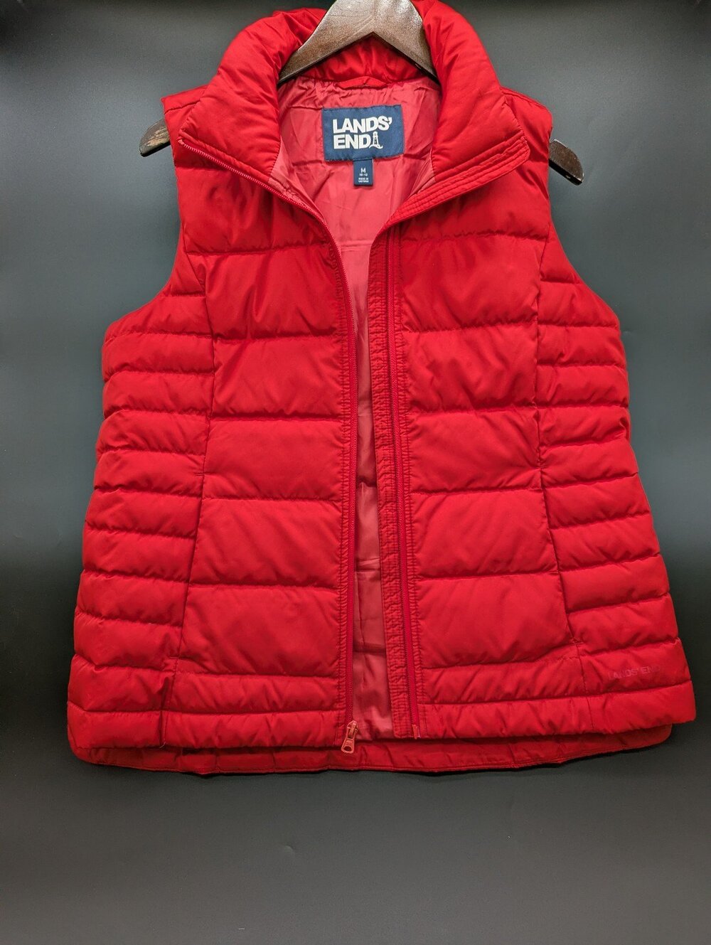 Lands End Women’s Puffer Vest Size medium Full Zip Down Fill Color Red